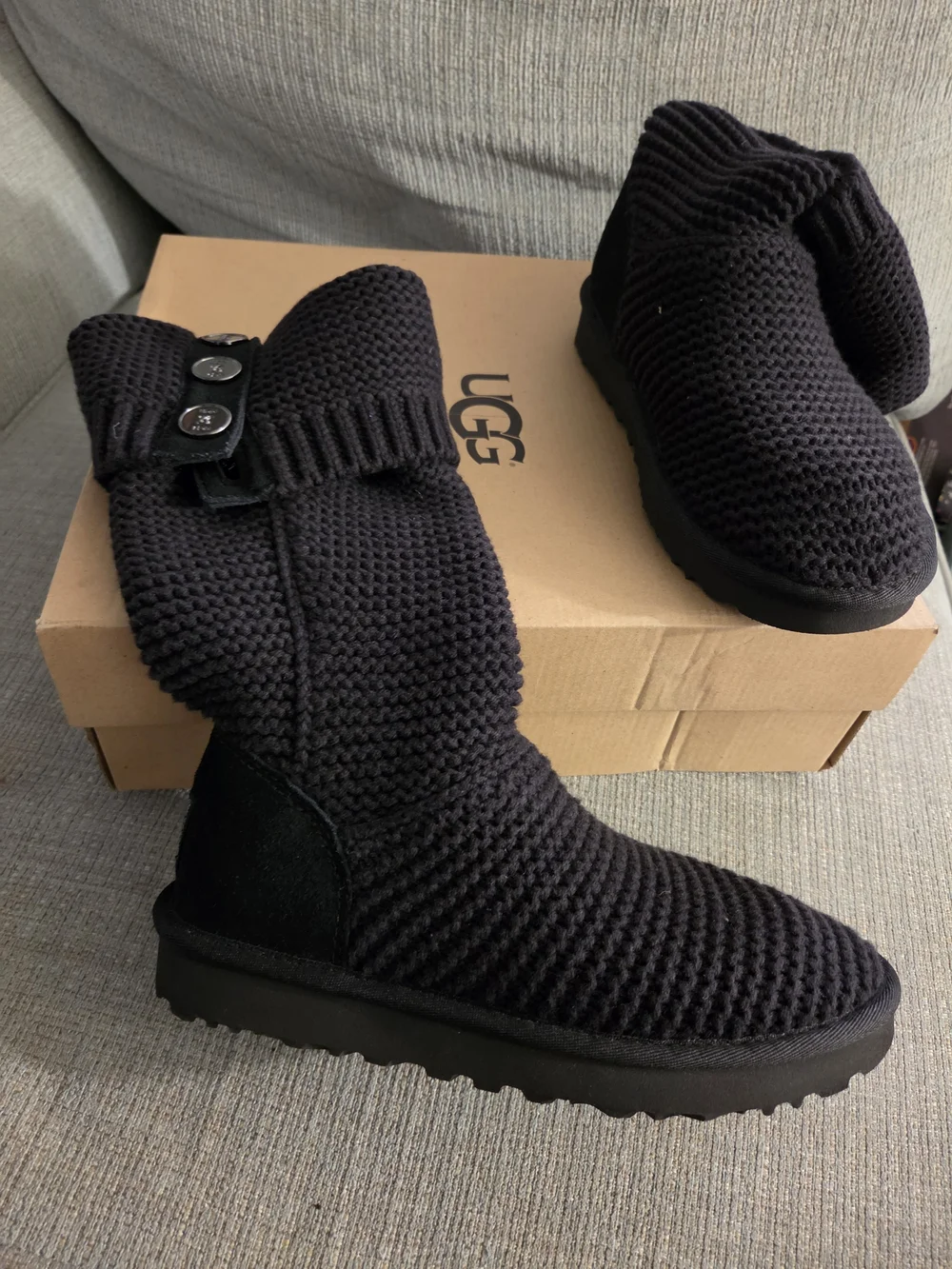UGG Men's Black Knit Slip-On Loafers - Comfortable Everyday Shoes